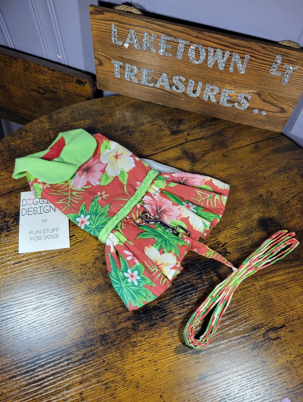 Doggie Design Harness Dress with Tropical Hisbiscus Print with leash